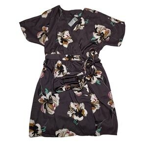 Ann Taylor Petite Womens Dress Size Small Wrap Floral Purple Short Sleeve NWT